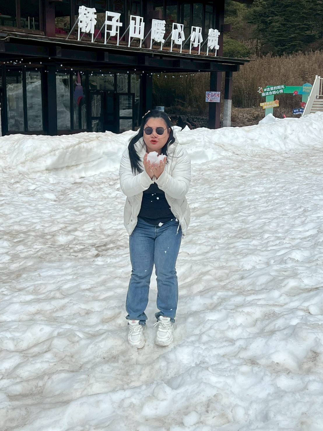 เดินทาง 05-08 มีนาคม 2026 
ชมชากุระ และหิมะ ในทริปเดียว แฮปปี้มากๆ ไกด์บริการดี น่ารัก